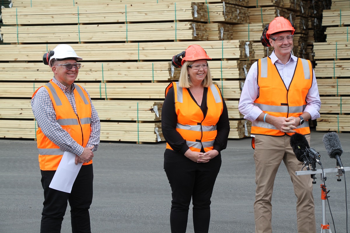 Ian Tyson CEO joined by Bridget Archer MP and The Hon Michael Ferguson MP for the announcement.